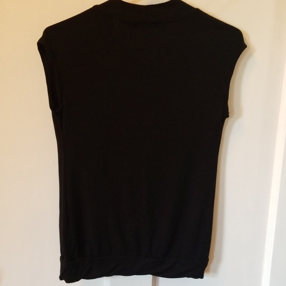Old Navy Black Sleeveless Soft Shirt XS - Picture 3 of 3